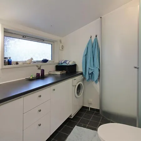 Holiday home Gullborg - 800m From The Sea In Nw Jutland By Interhome