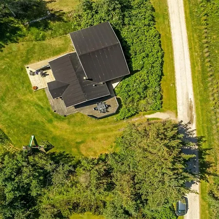 Gullborg - 800m From The Sea By Interhome Lokken